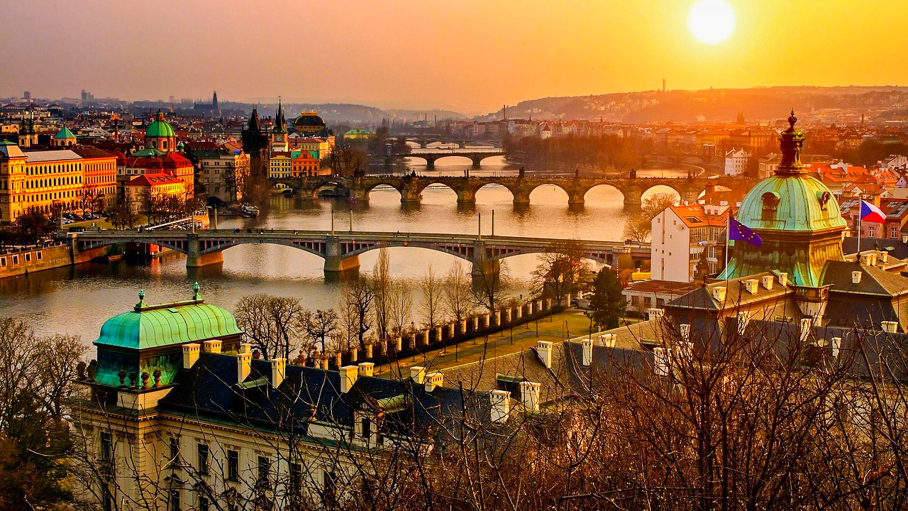 prague-1119791_1280